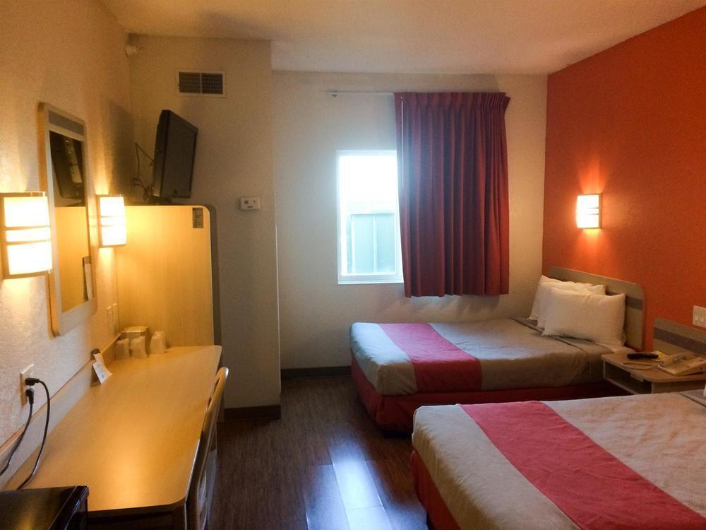 Motel 6-Minonk, Il Buitenkant foto