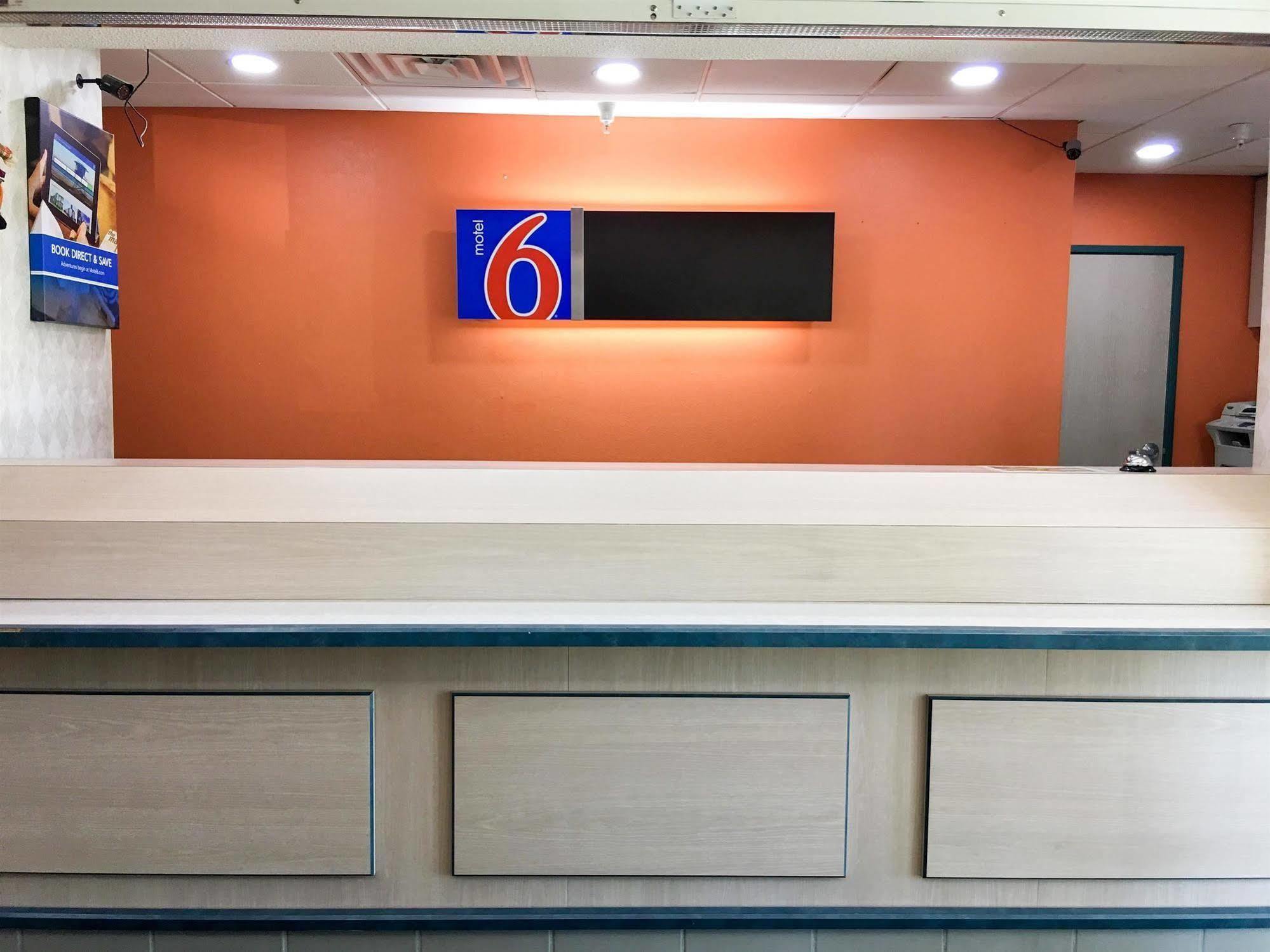 Motel 6-Minonk, Il Buitenkant foto